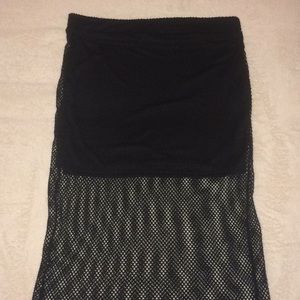 Body Central swim cover up skirt. Size medium.